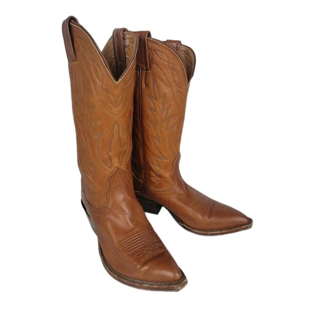 VTG WOMENS NOCONA COWBOY SQUARE SNIP TOE BROWN BOOTS SIZE 6 B MODEL 7529